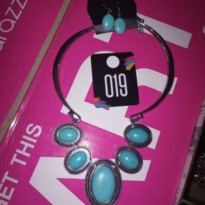 Neckless and earring set